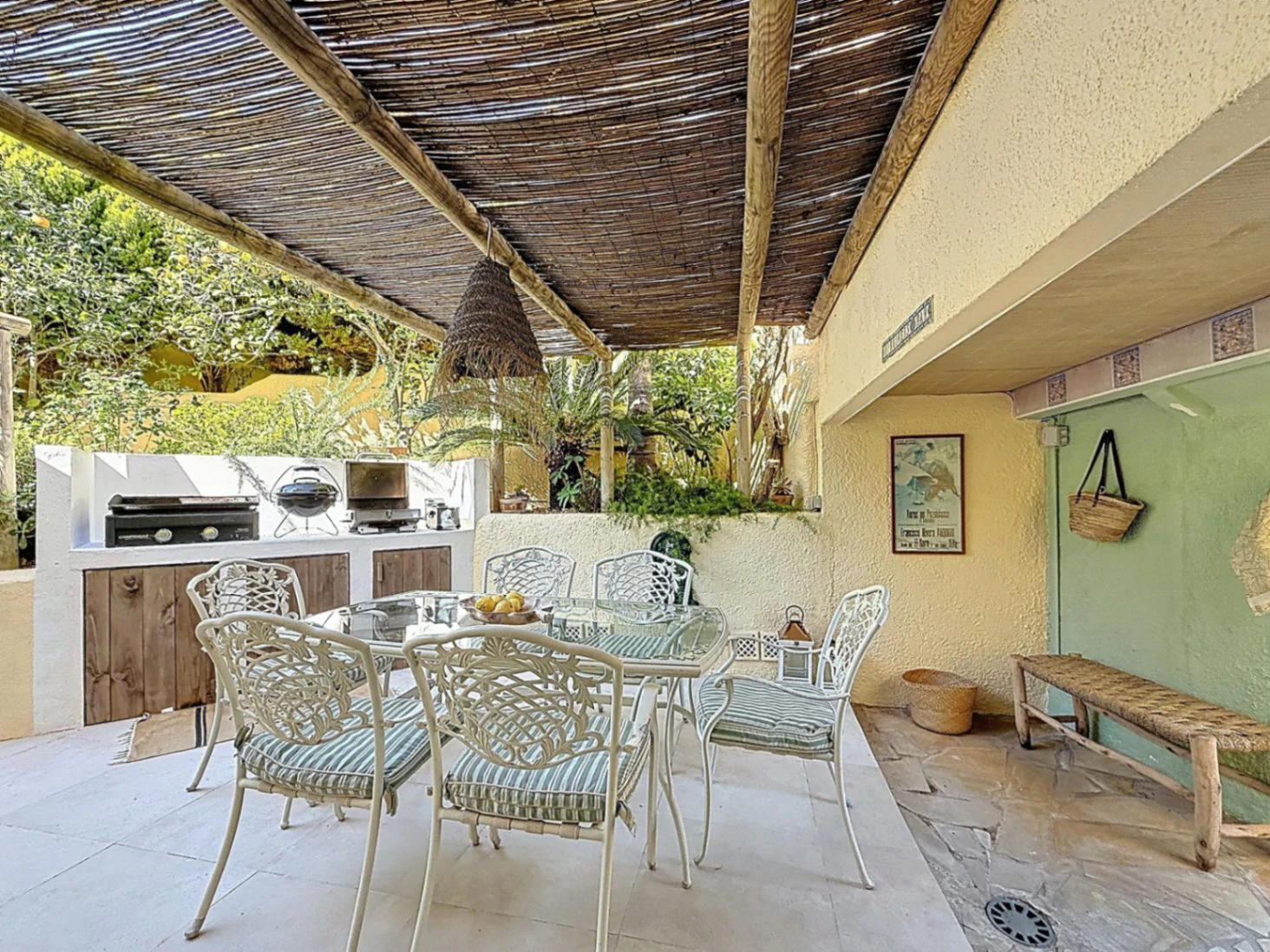 Cumbre del Sol villa renovated with spectacular sea views