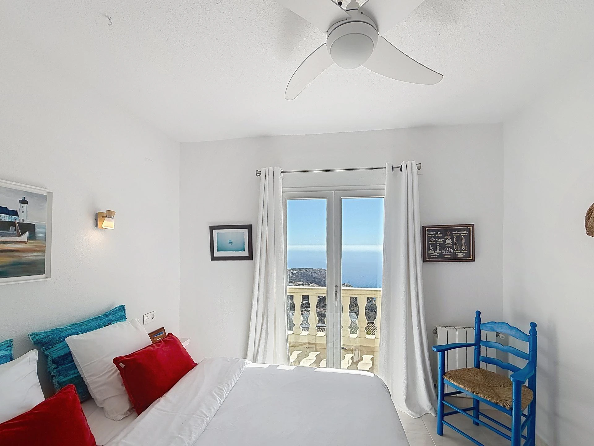 Cumbre del Sol villa renovated with spectacular sea views