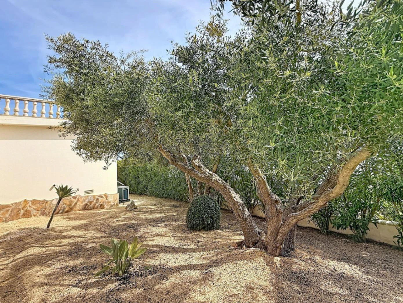 Cumbre del Sol, Villa with sea views