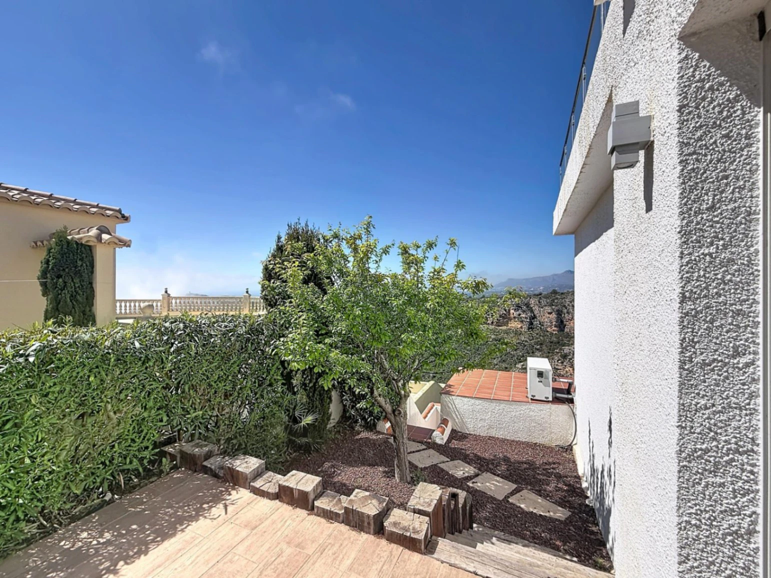 Cumbre del Sol, Luxury villa with panoramic sea views in Magnolias
