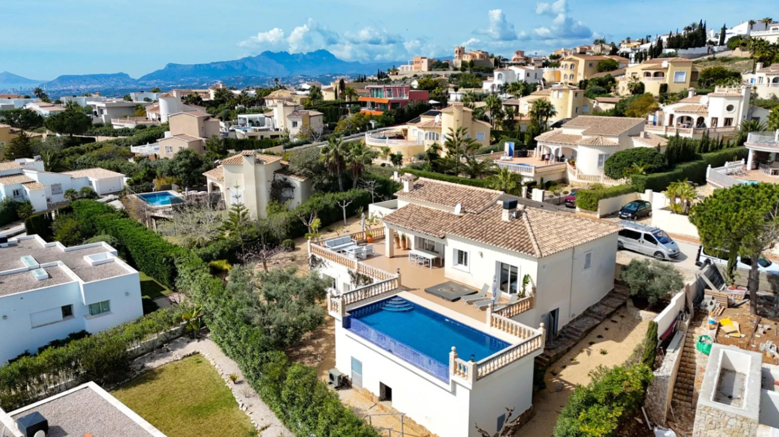 Cumbre del Sol, Villa with sea views