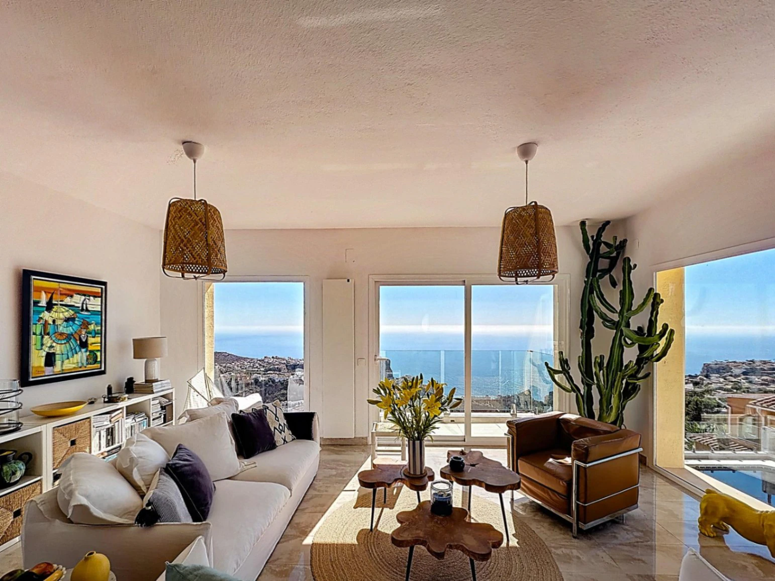 Cumbre del Sol villa renovated with spectacular sea views