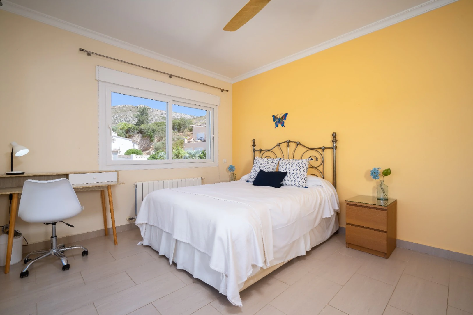 Villa for sale in El Portet area of Moraira surrounded by nature