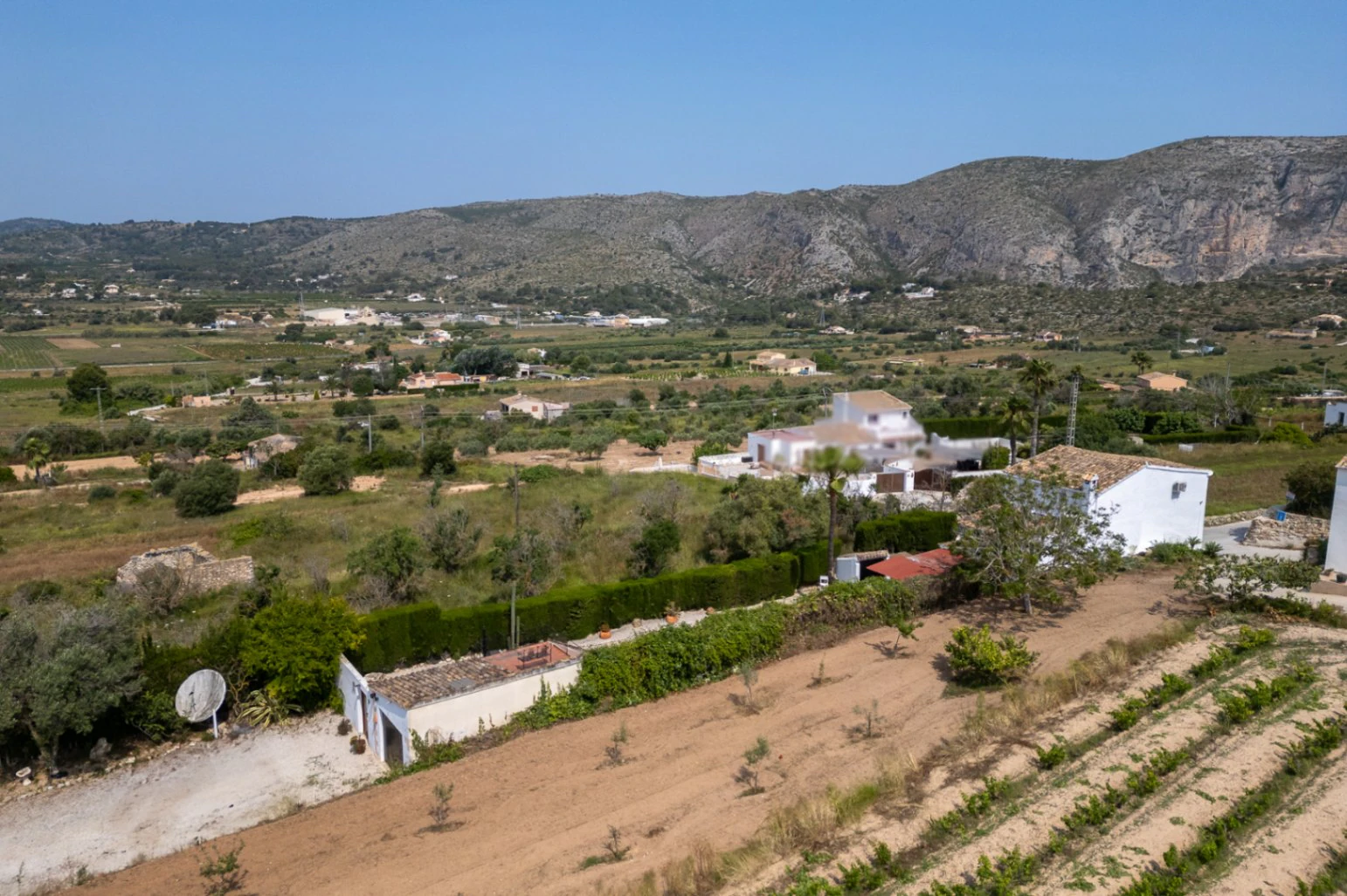 JC1H3W143 - Charming 4-Bedroom Finca in Peaceful Location Near Teulada Centre
