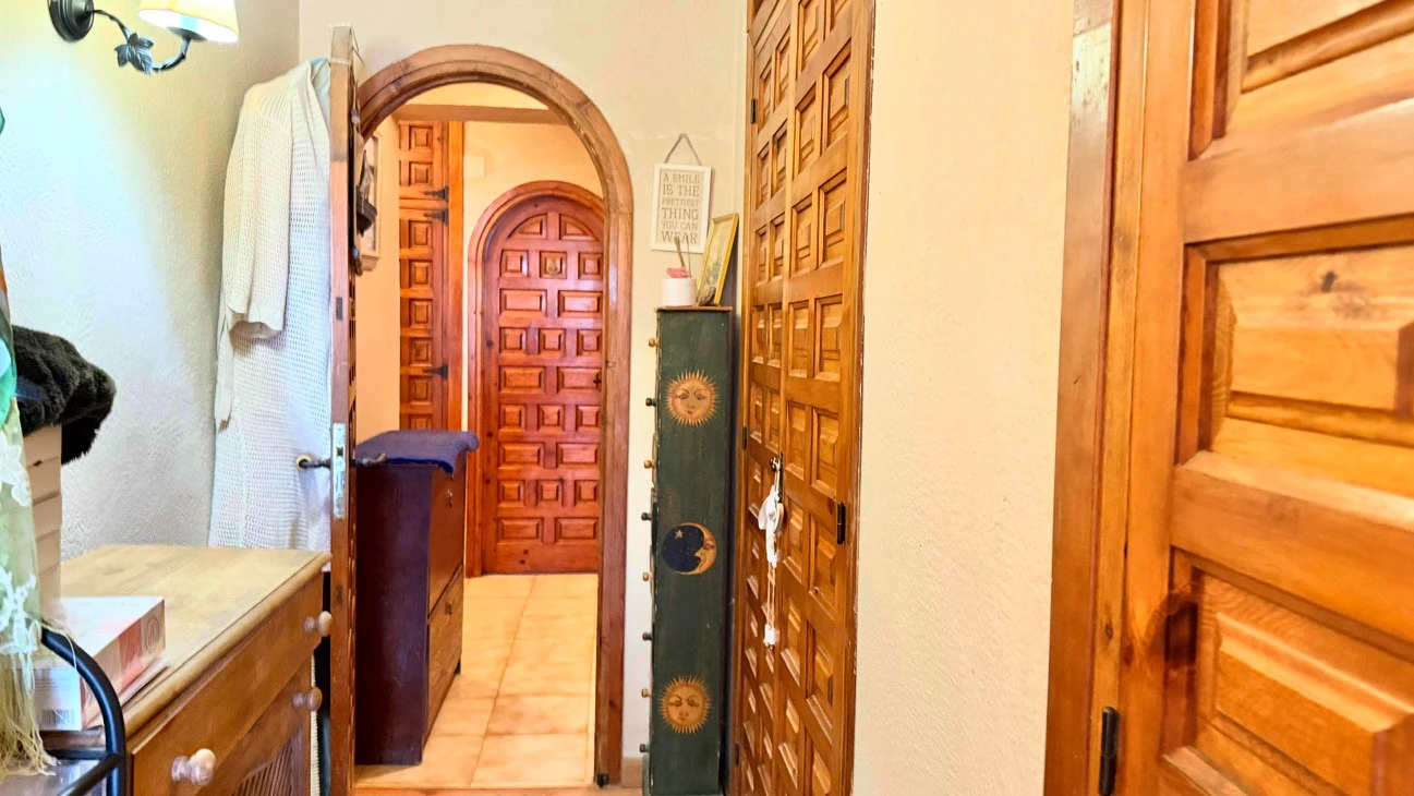 JCSLE0UW - Charmante Villa mit 5 Schlafzimmern und Meerblick in Benitachell