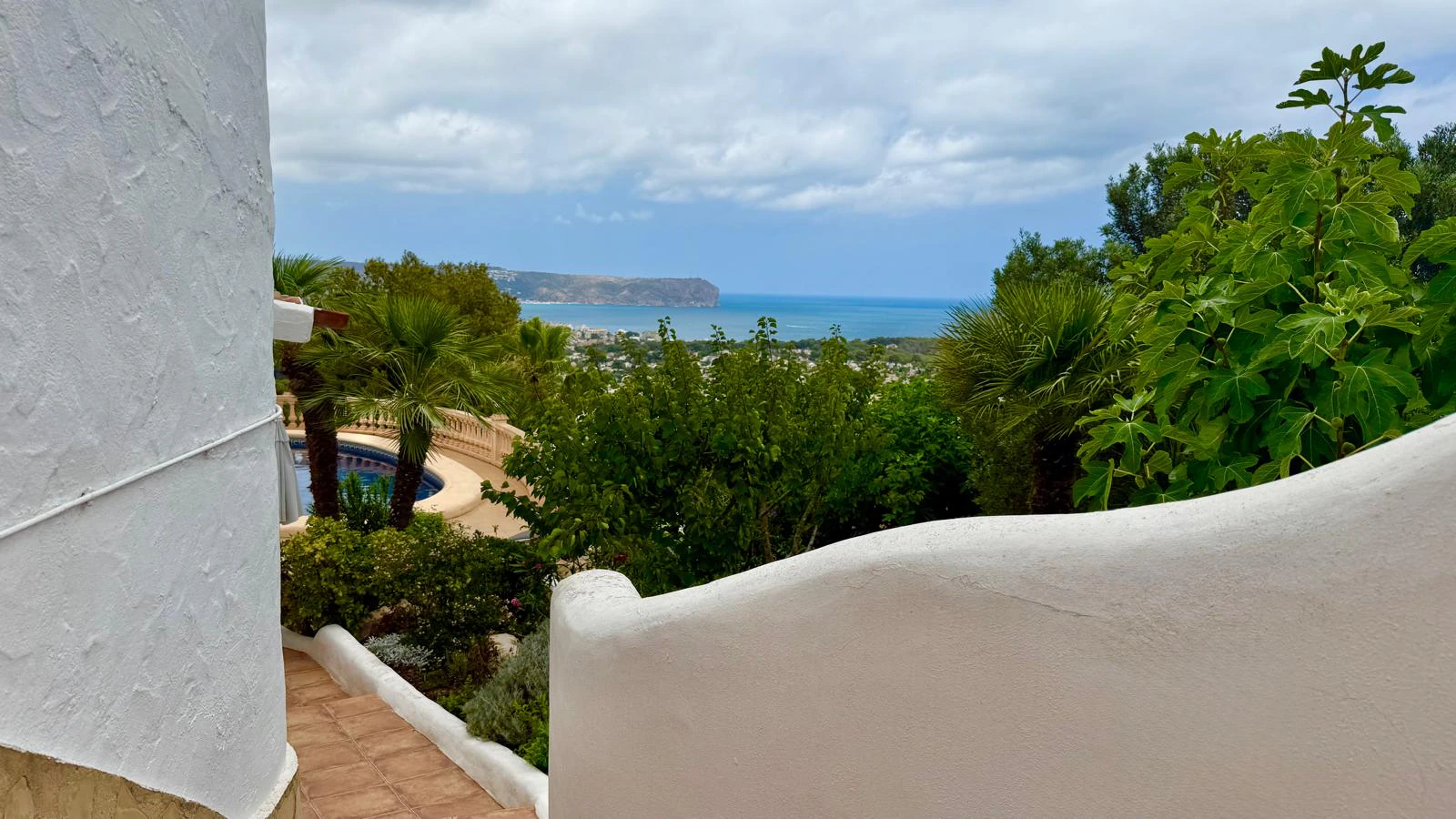 JCP3WIQN - Faszinierende Villa im ibizenkischen Stil mit Panoramameerblick in Jávea