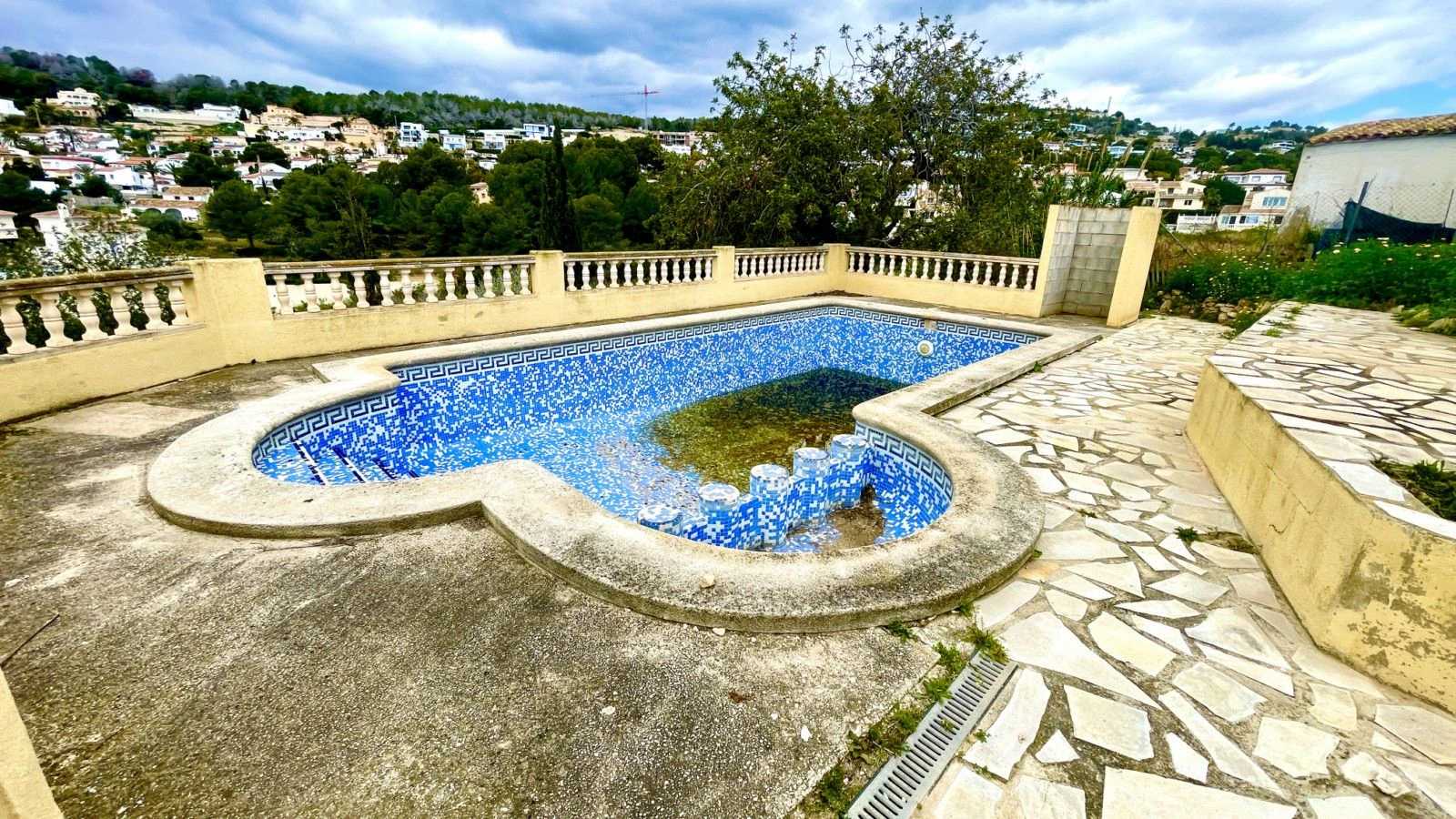 Chalet à vendre sur un terrain de 1355 m² à Calpe, Gran Sol