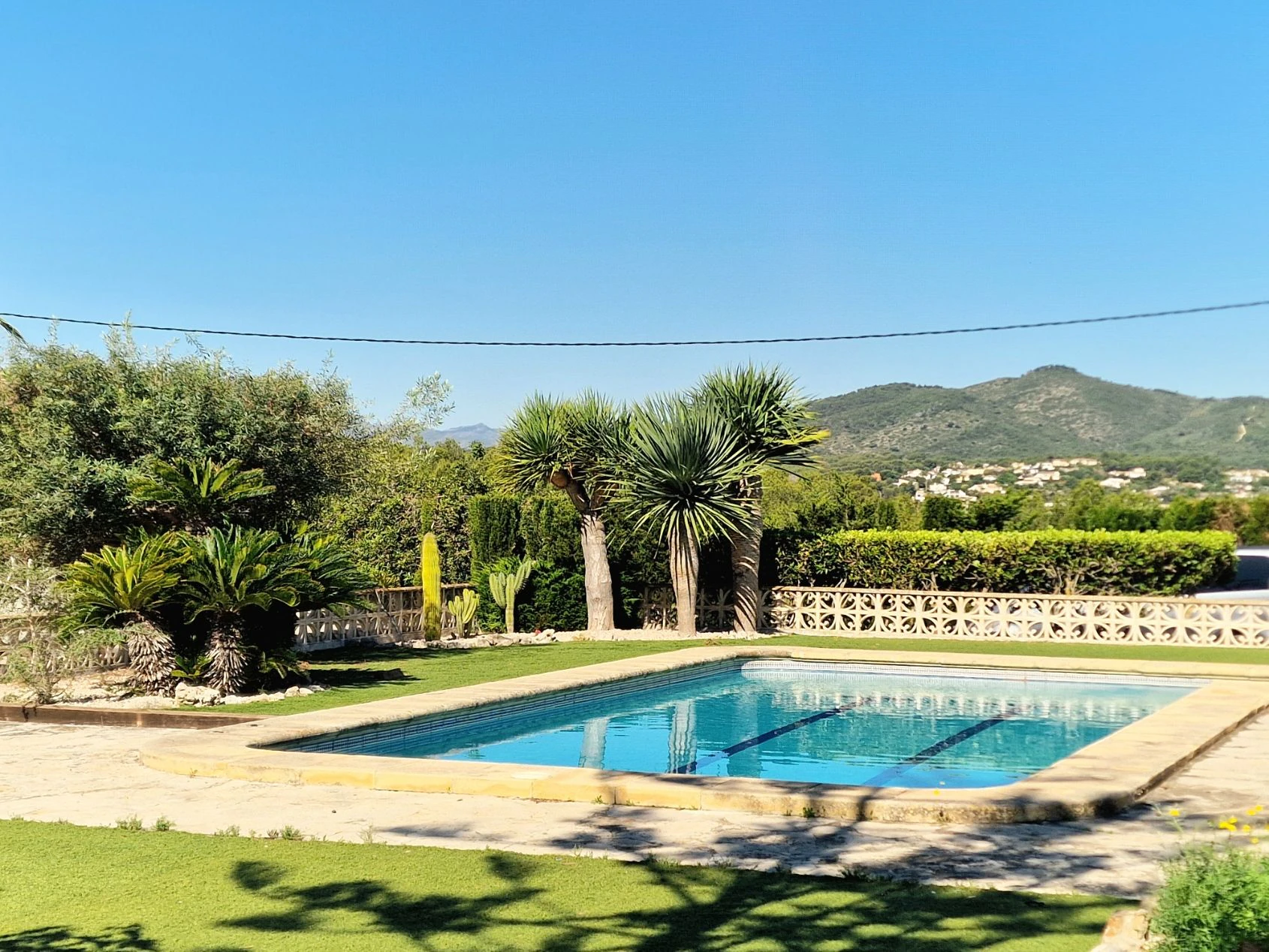 Finca villa for sale in Javea with privacy and tranquility