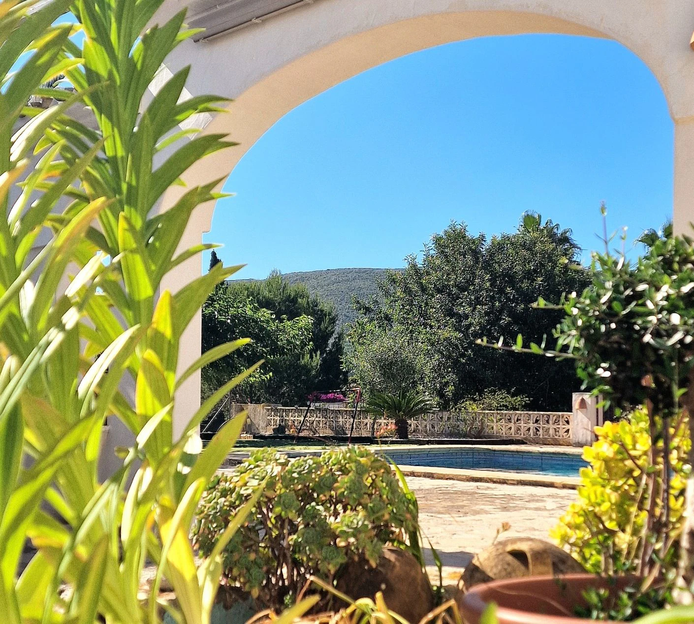 Finca villa for sale in Javea with privacy and tranquility