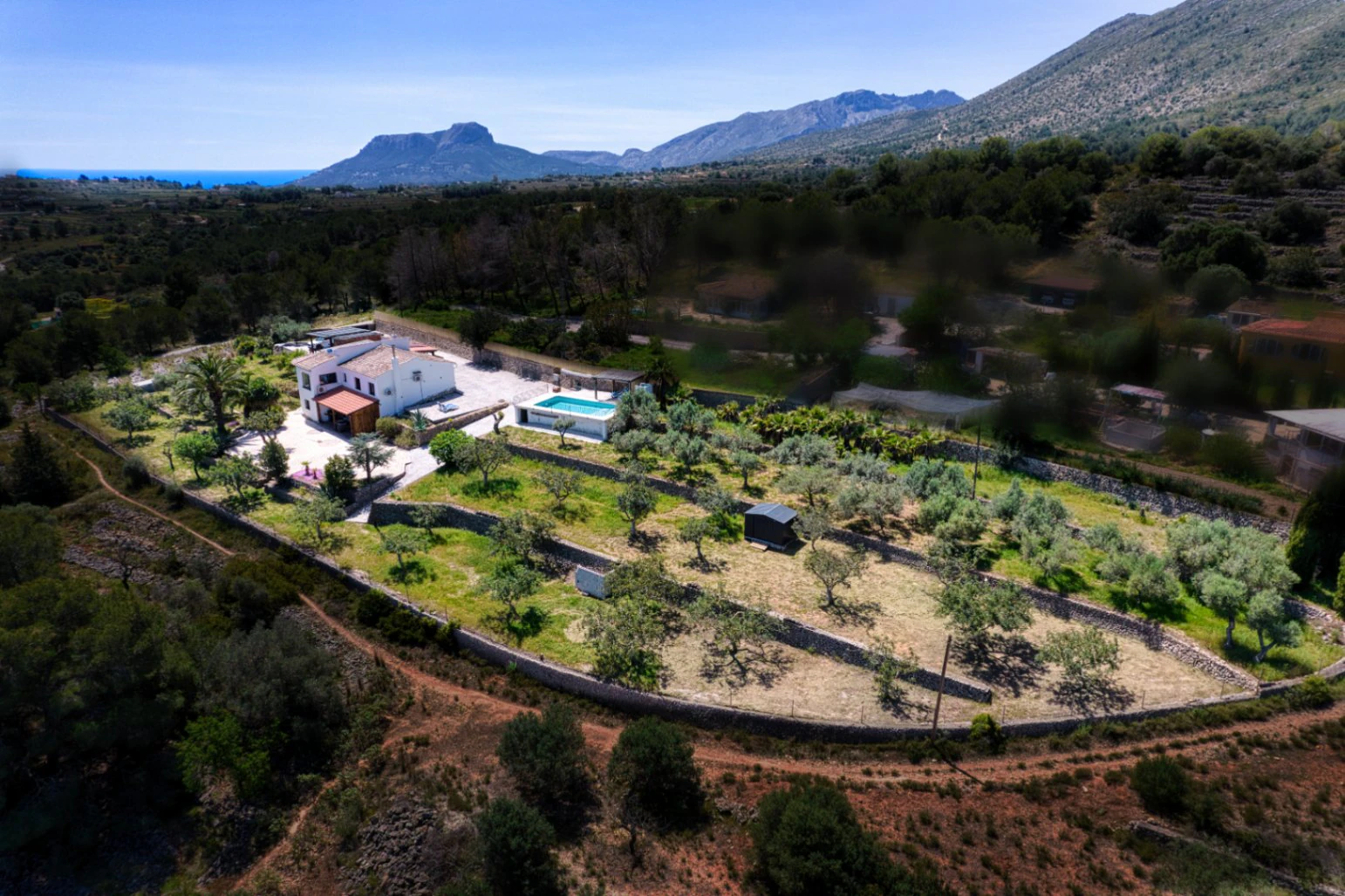 Beautiful renovated finca for sale in Benissa with sea views – ready to move in