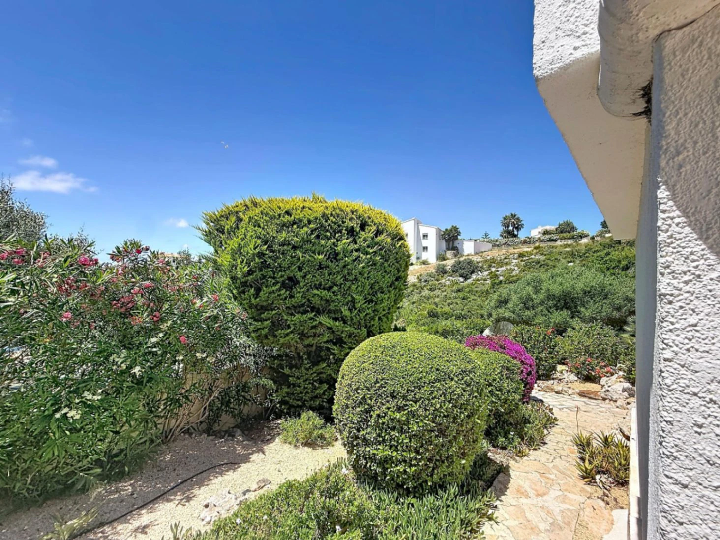 Independent villa with sea views and heated pool Kalmias Cumbre del Sol Costa Blanca North
