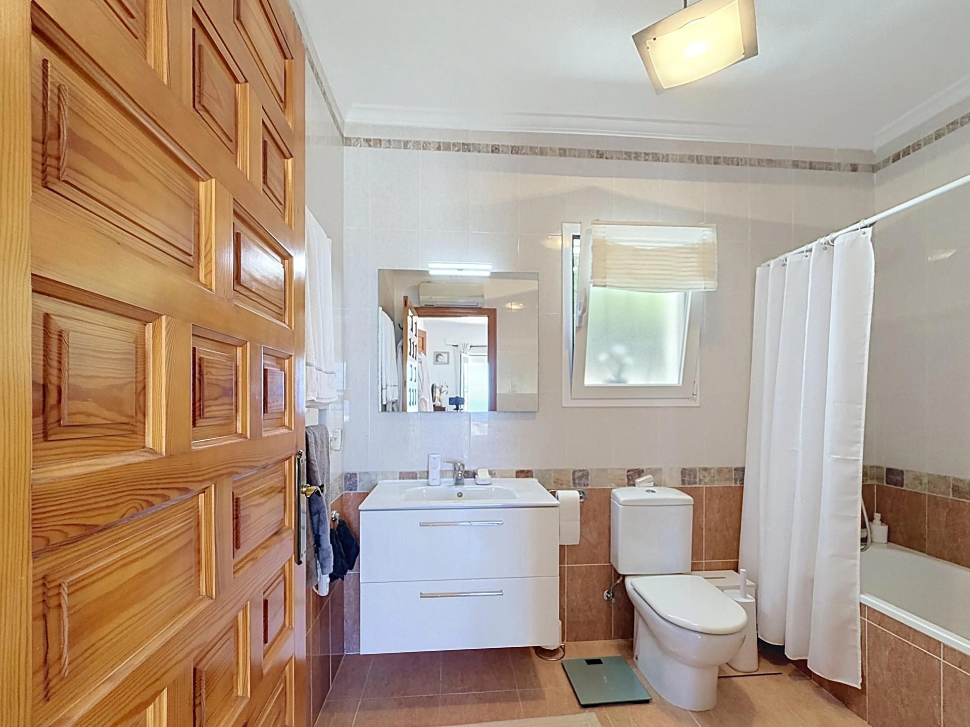 Independent villa with sea views and heated pool Kalmias Cumbre del Sol Costa Blanca North