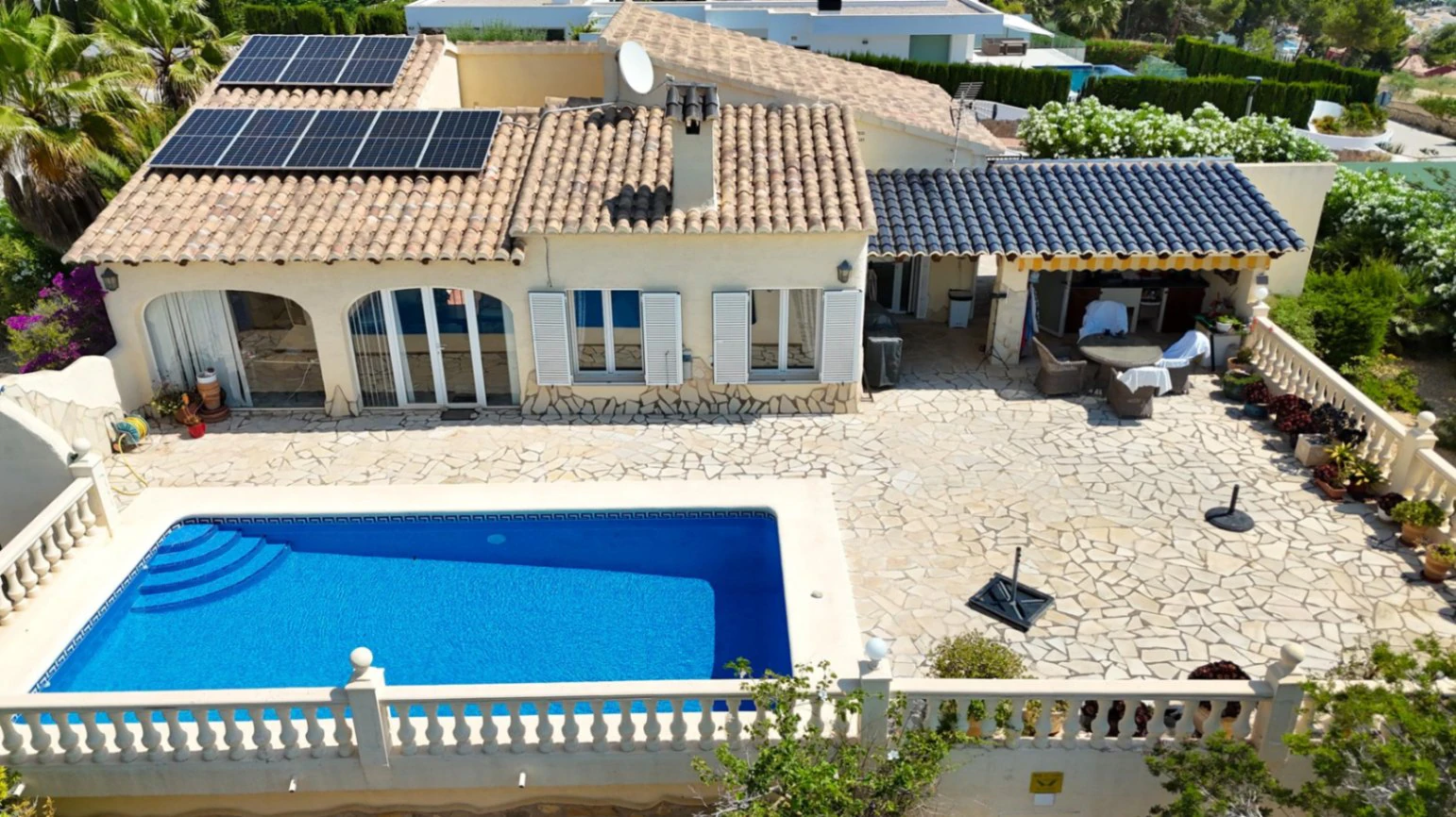 Villa in residential Magnolias, Cumbre del Sol, Costa Blanca North.