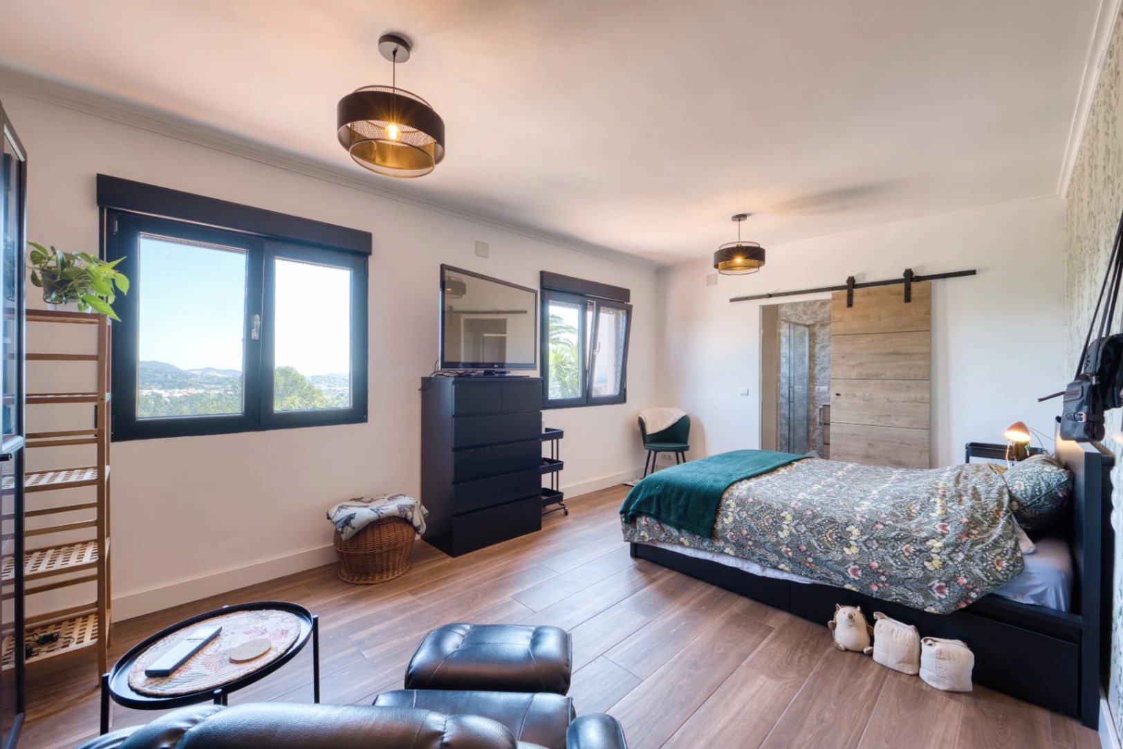 Beautiful renovated finca for sale in Benissa with sea views – ready to move in