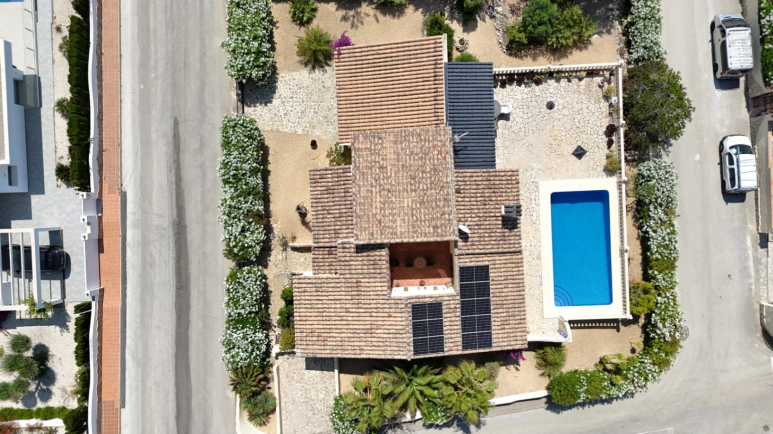 Villa in residential Magnolias, Cumbre del Sol, Costa Blanca North.