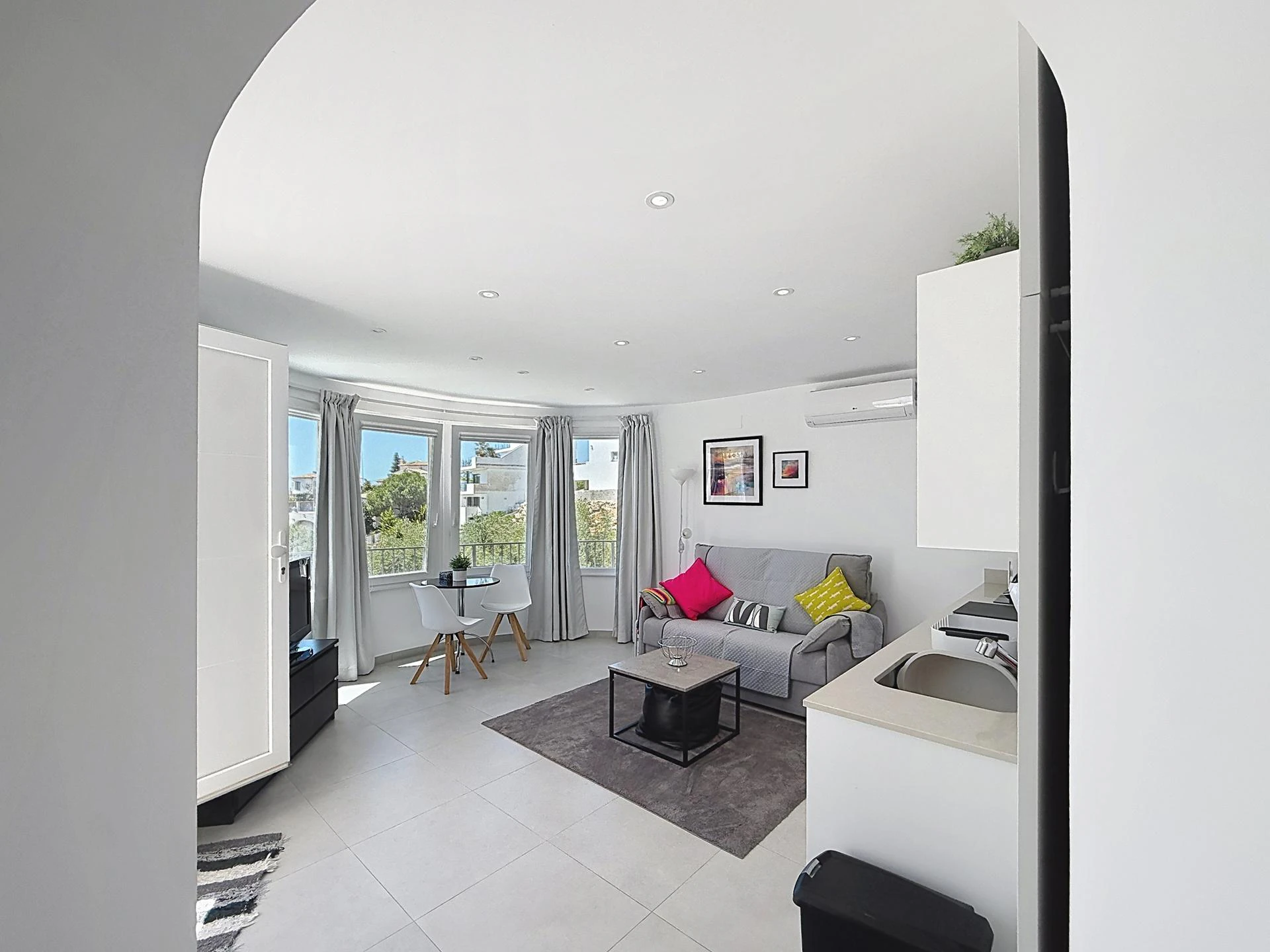 Independent villa with sea views and heated pool Kalmias Cumbre del Sol Costa Blanca North