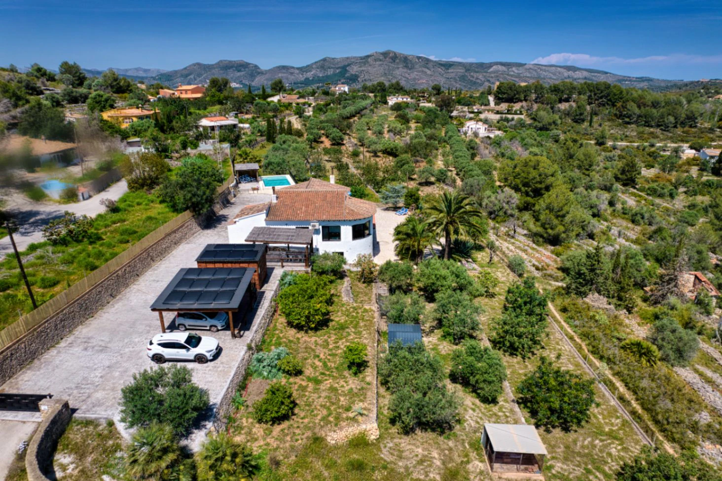 Beautiful renovated finca for sale in Benissa with sea views – ready to move in