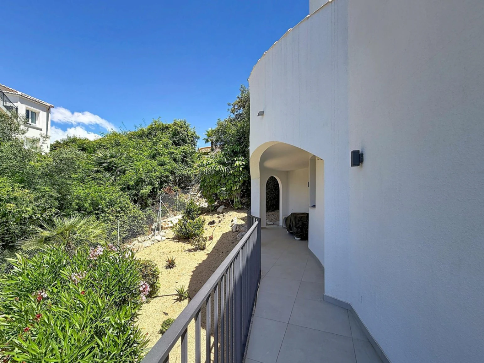 Independent villa with sea views and heated pool Kalmias Cumbre del Sol Costa Blanca North