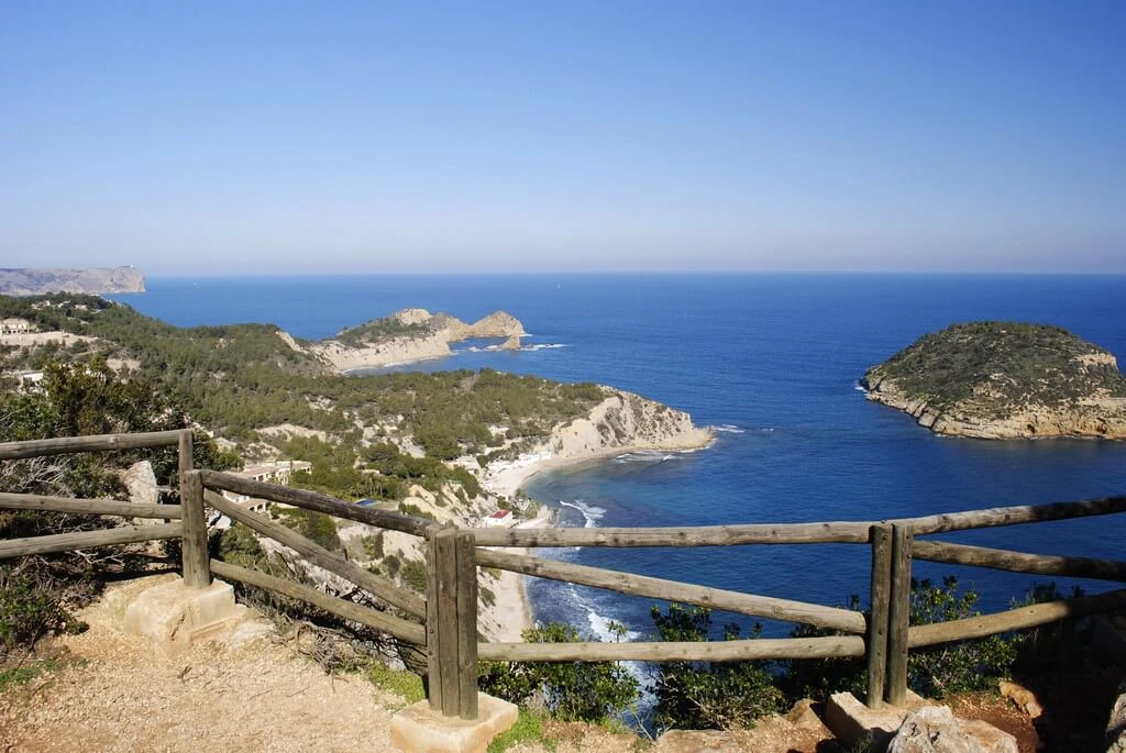 BH1319C - Neubau-Villa im Ibiza-Stil in Javea zu verkaufen