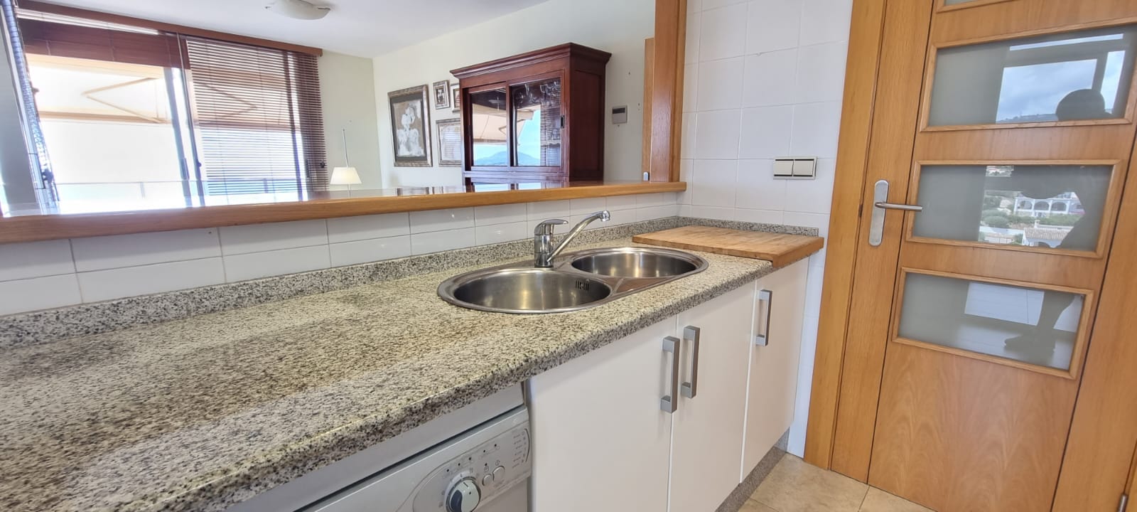 Apartamento en primera línea con vistas al mar en Calpe