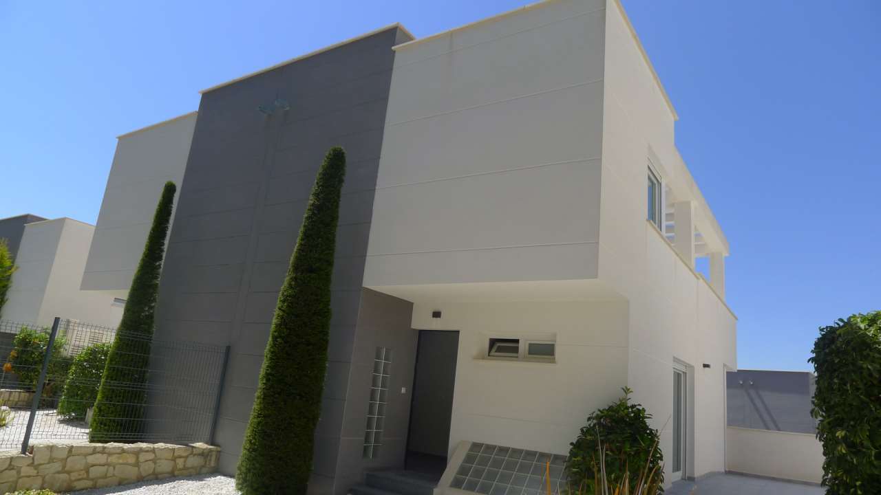Precioso Bungalow cerca del Mar en Albir nuevo a estrenar