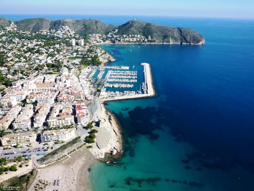 Preciosa Villa de estilo Ibicenco en Javea - Costa Blanca