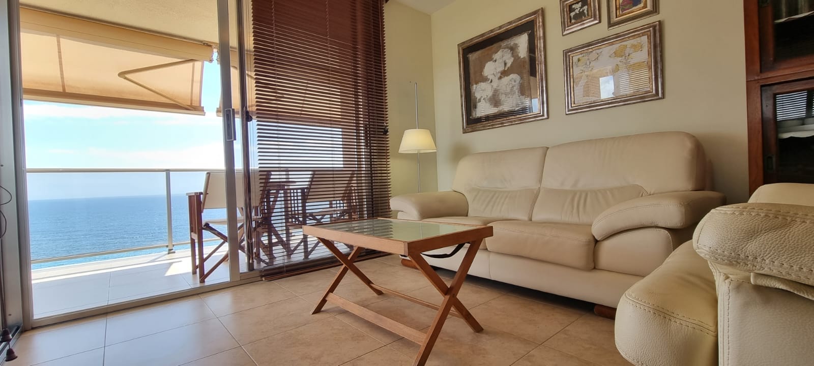 Apartamento en primera línea con vistas al mar en Calpe