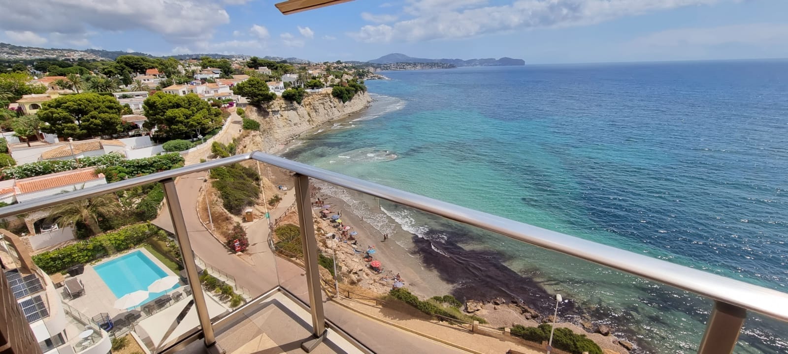 Apartamento en primera línea con vistas al mar en Calpe