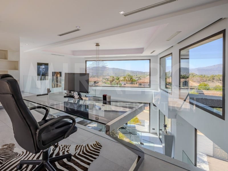 Venta. Chalet/Villa en Jávea