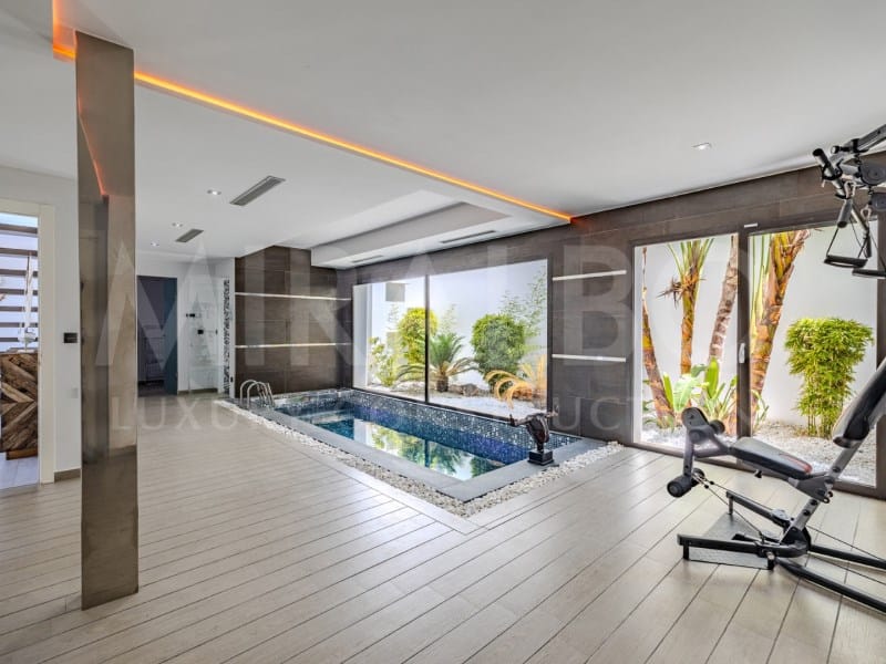 Venta. Chalet/Villa en Jávea