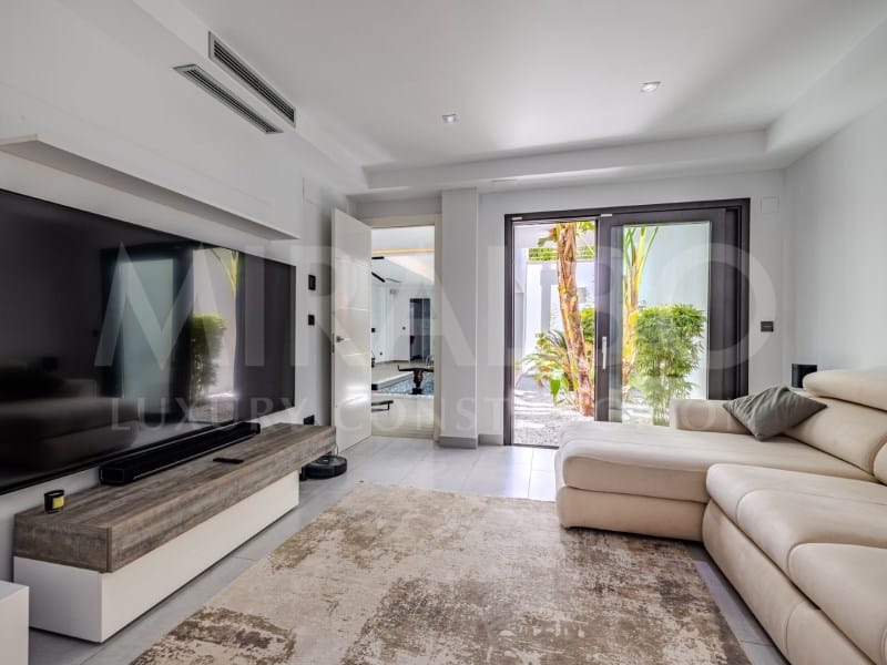 Venta. Chalet/Villa en Jávea