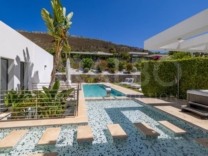 Venta. Chalet/Villa en Jávea