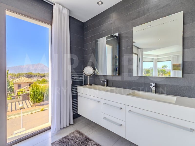 Venta. Chalet/Villa en Jávea