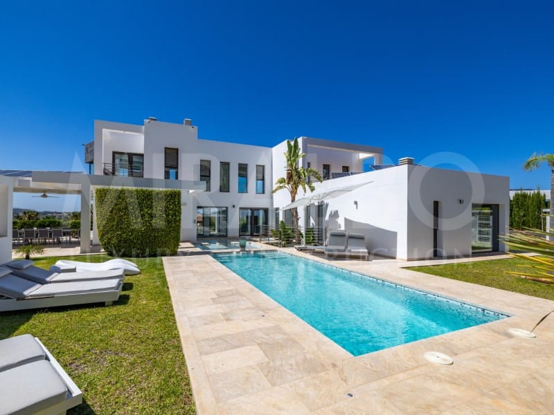 Venta. Chalet/Villa en Jávea
