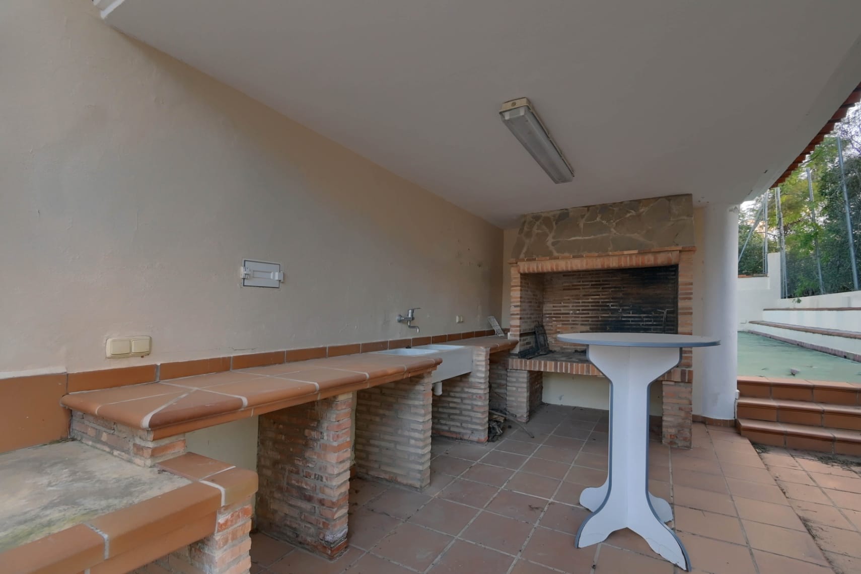 JOYA ARQUITECTÓNICA, PISCINA, TENIS Y CASA DE INVITADOS EN ALZIRA