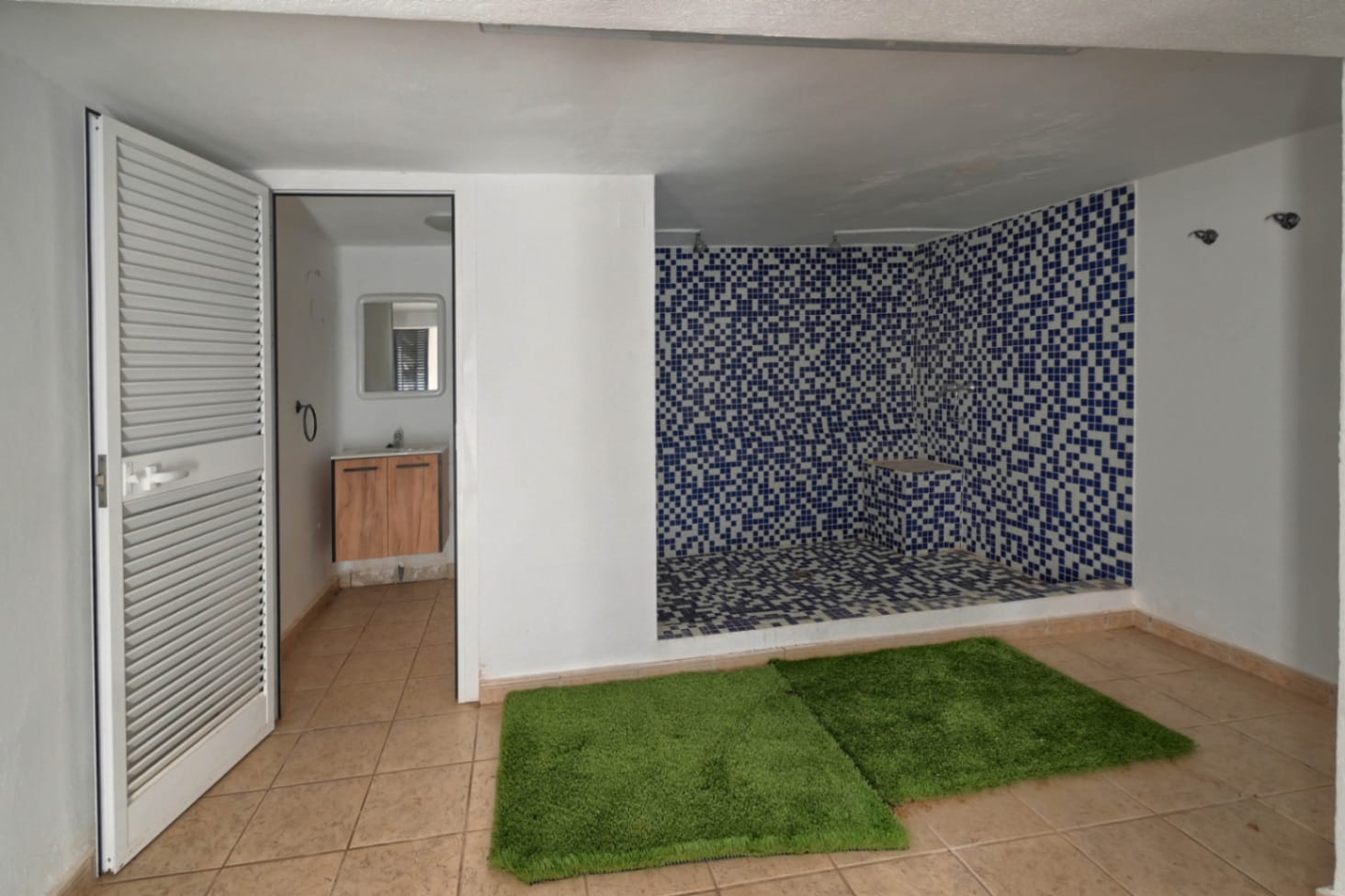 JOYA ARQUITECTÓNICA, PISCINA, TENIS Y CASA DE INVITADOS EN ALZIRA
