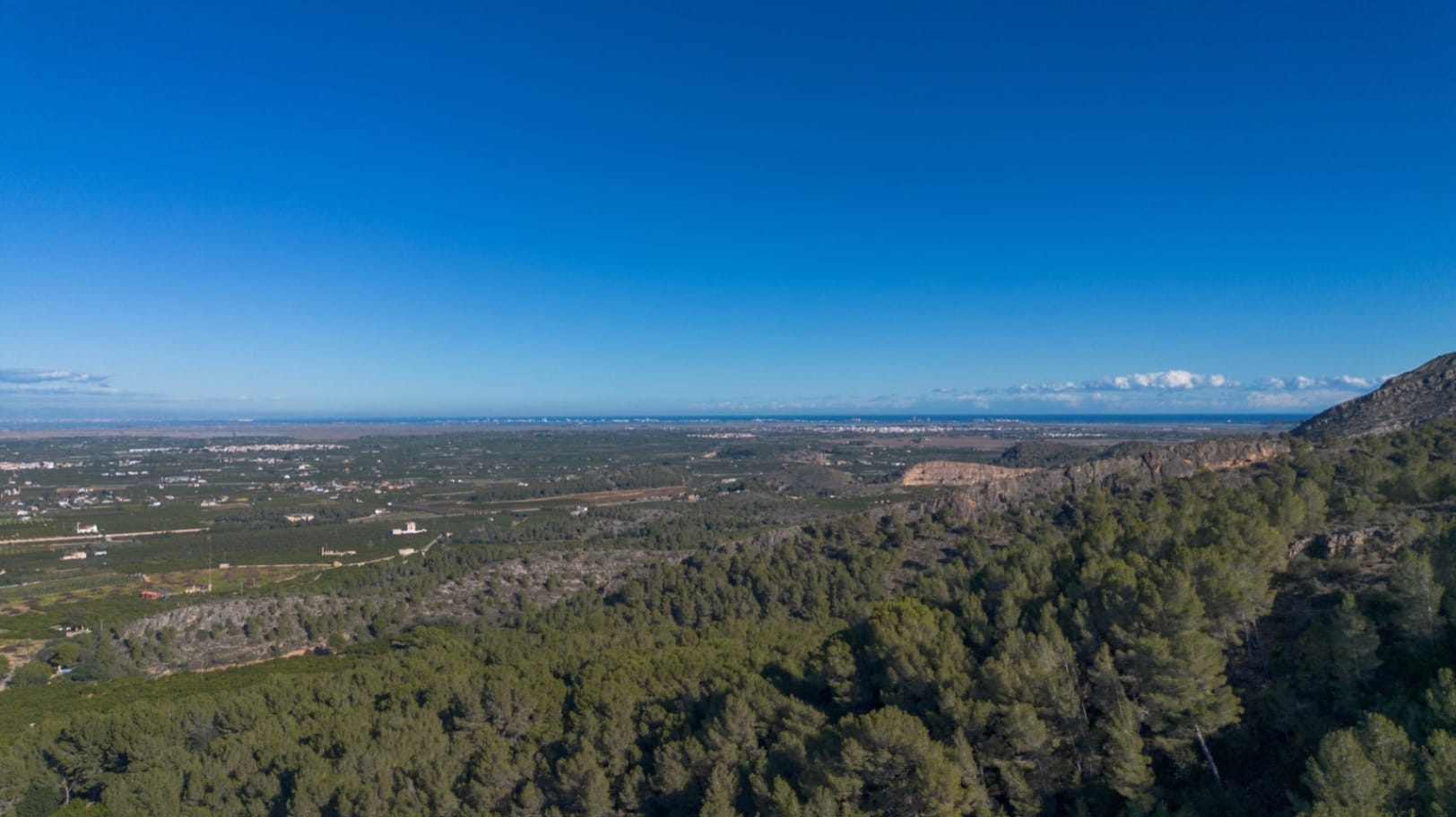 VILLA  GRAN TAMAÑO. VISTAS. PARCELA DOBLE