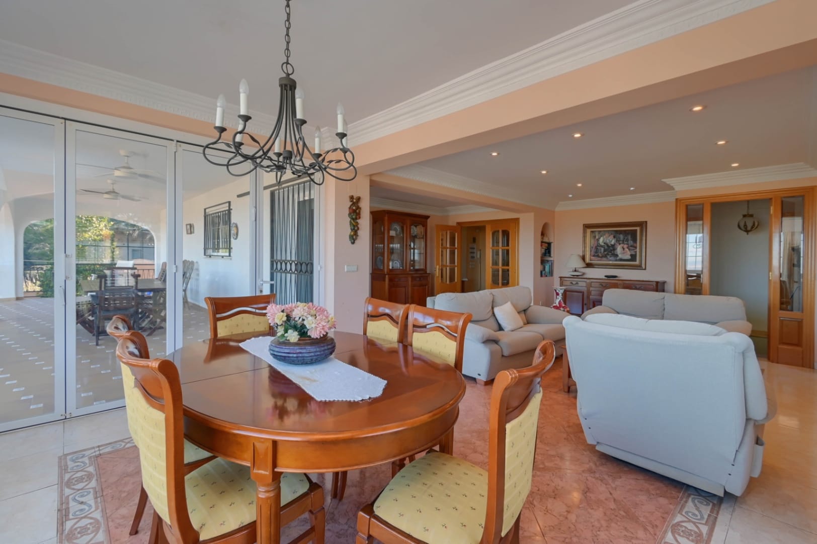 VILLA  GRAN TAMAÑO. VISTAS. PARCELA DOBLE