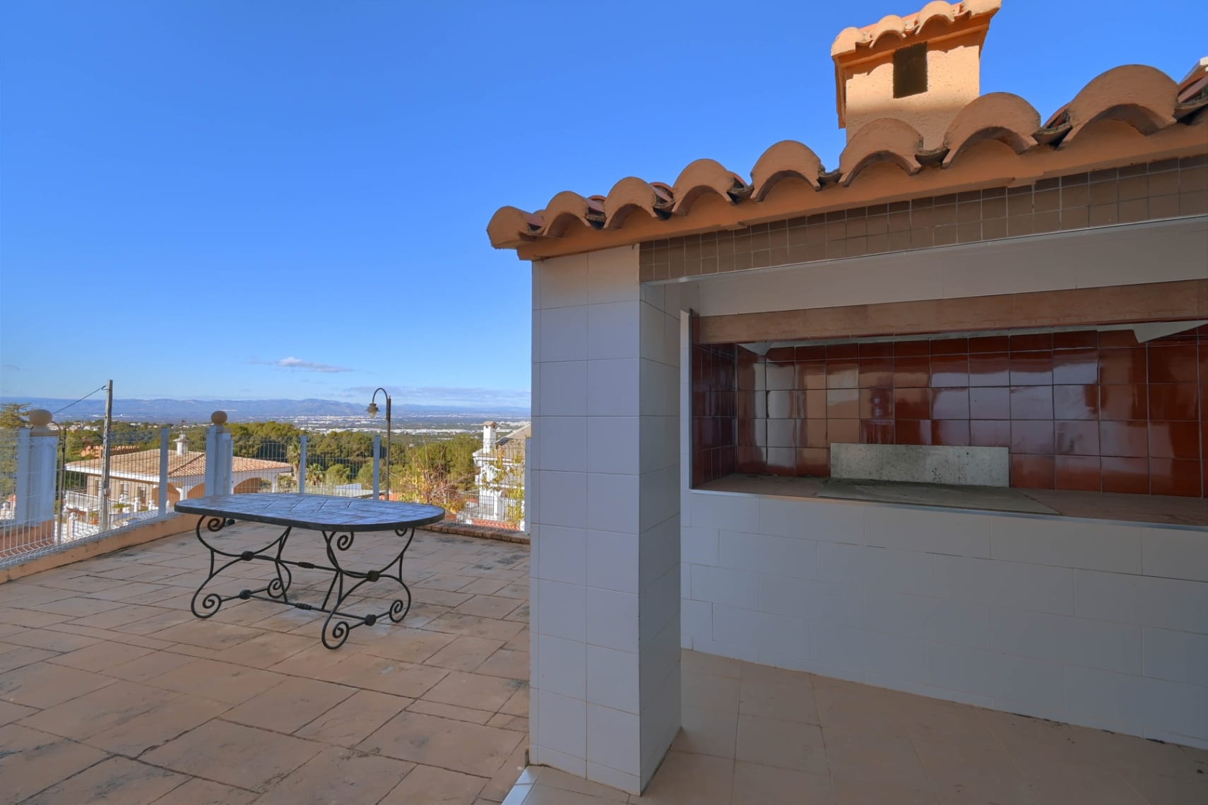 VILLA  GRAN TAMAÑO. VISTAS. PARCELA DOBLE