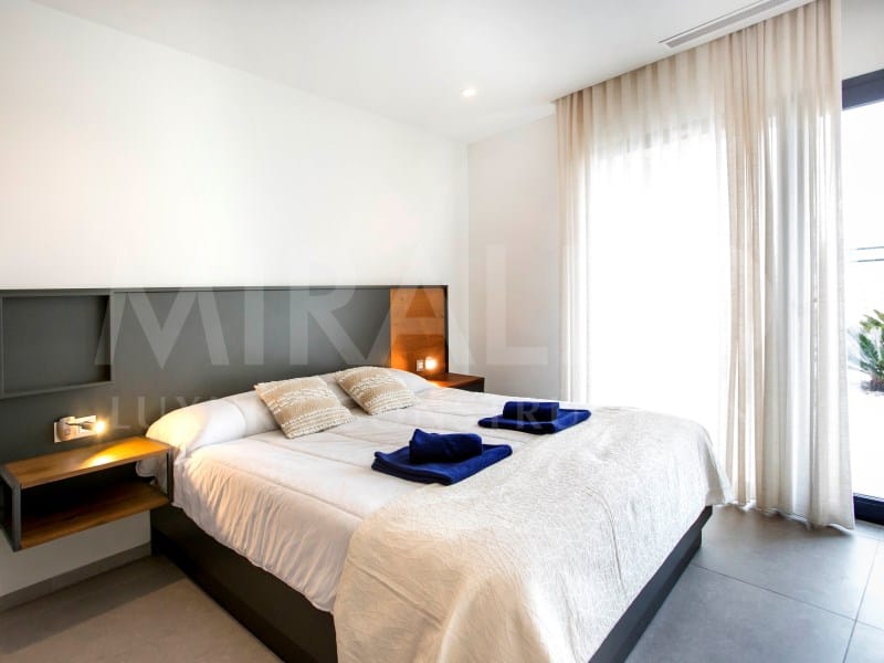Venta. Chalet/Villa en Jávea