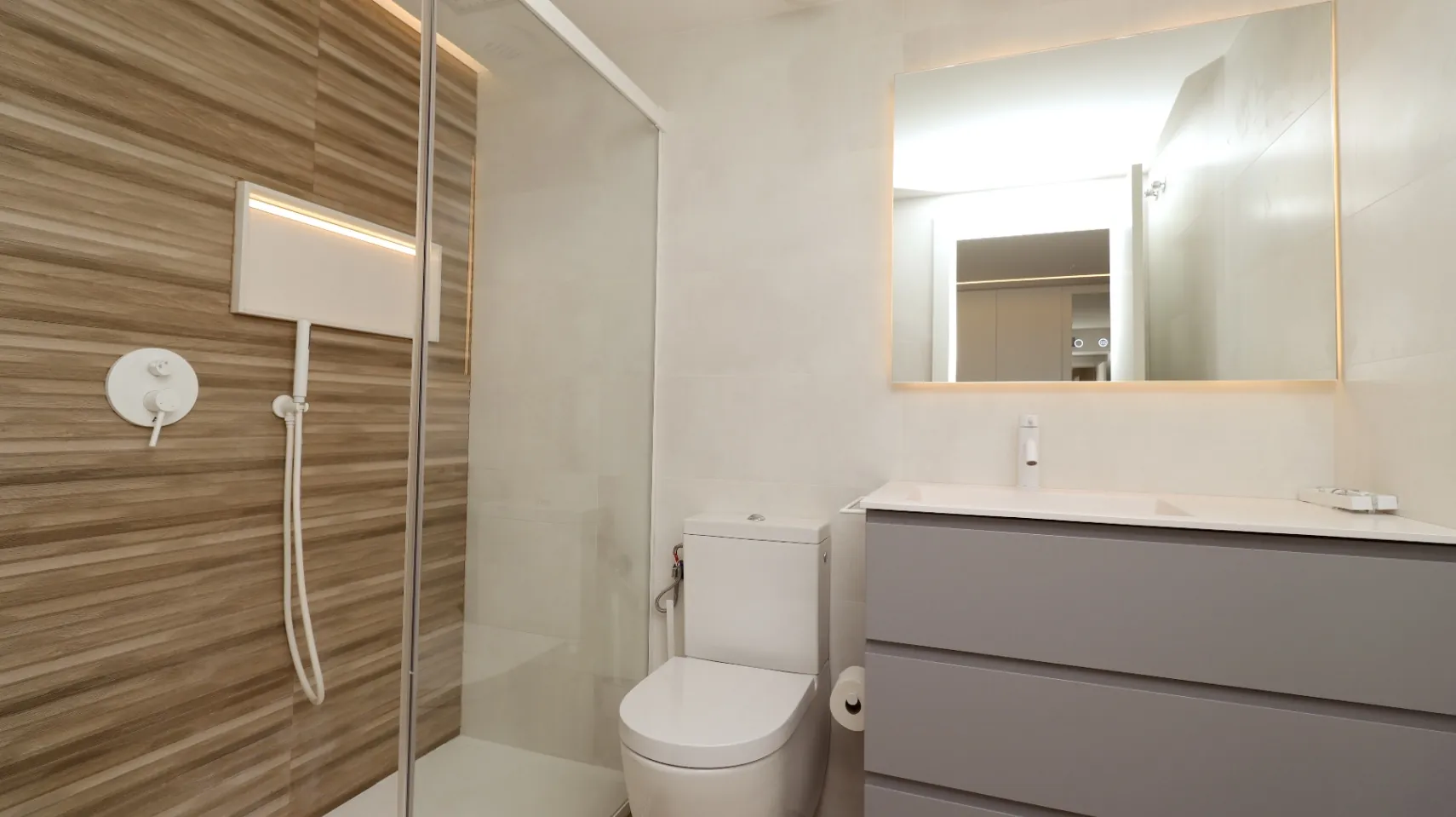 Ático moderno en Safranar con piscina y amplia terraza