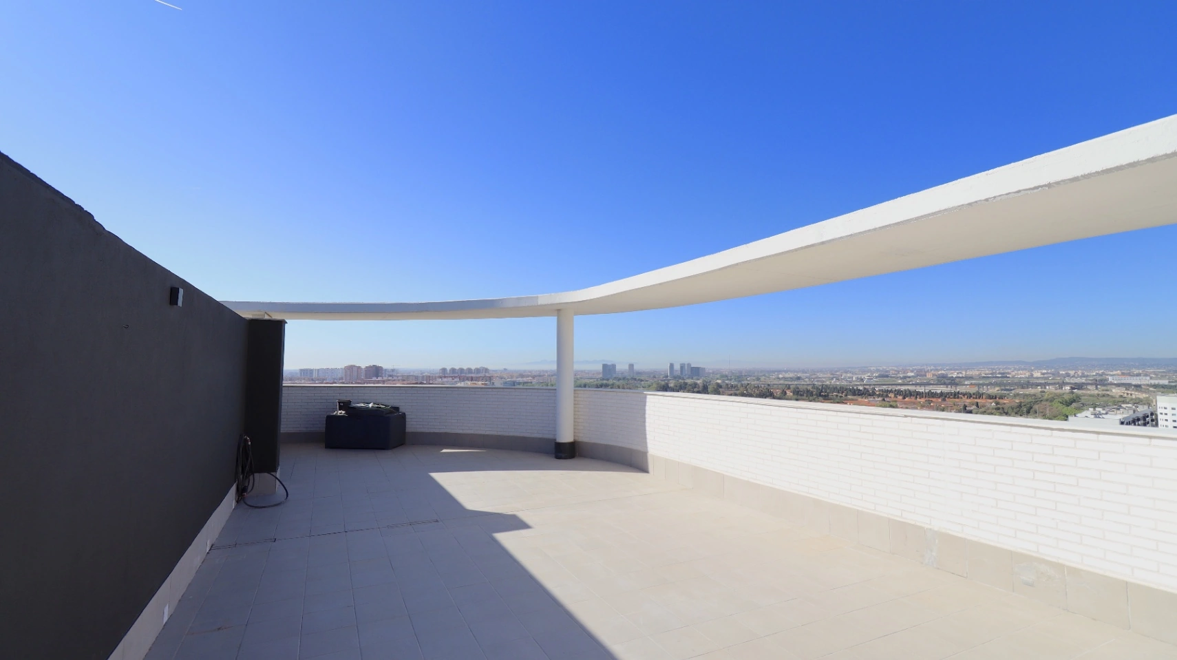 Ático moderno en Safranar con piscina y amplia terraza