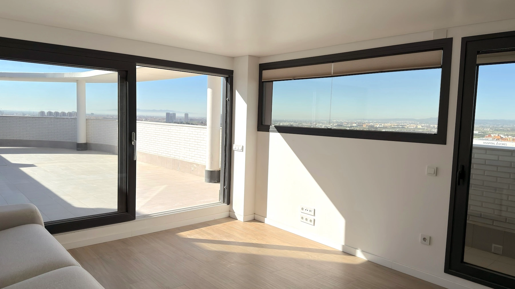 Ático moderno en Safranar con piscina y amplia terraza