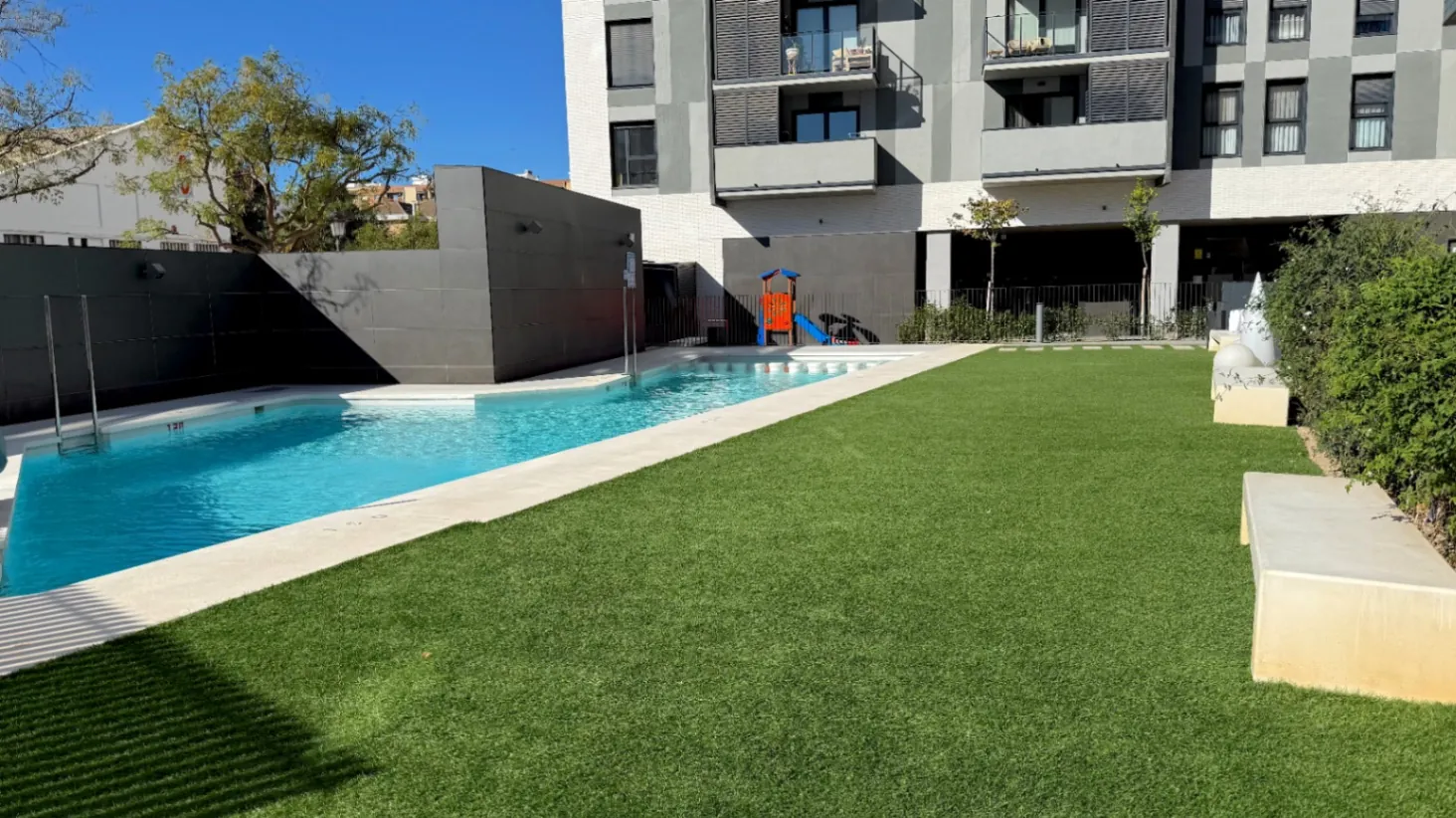Ático moderno en Safranar con piscina y amplia terraza