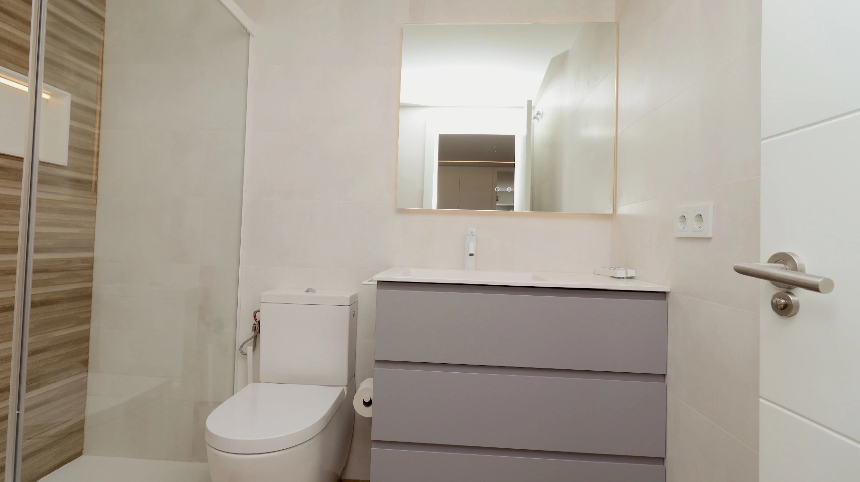 Ático moderno en Safranar con piscina y amplia terraza
