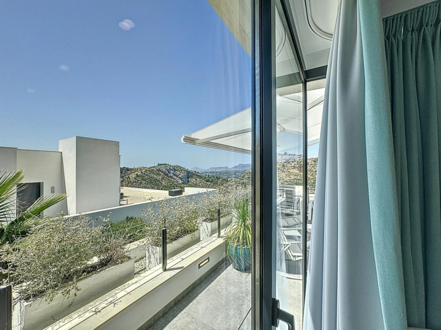 Appartement en attique avec vue sur la mer à Cumbre del Sol Benitachell à vendre.