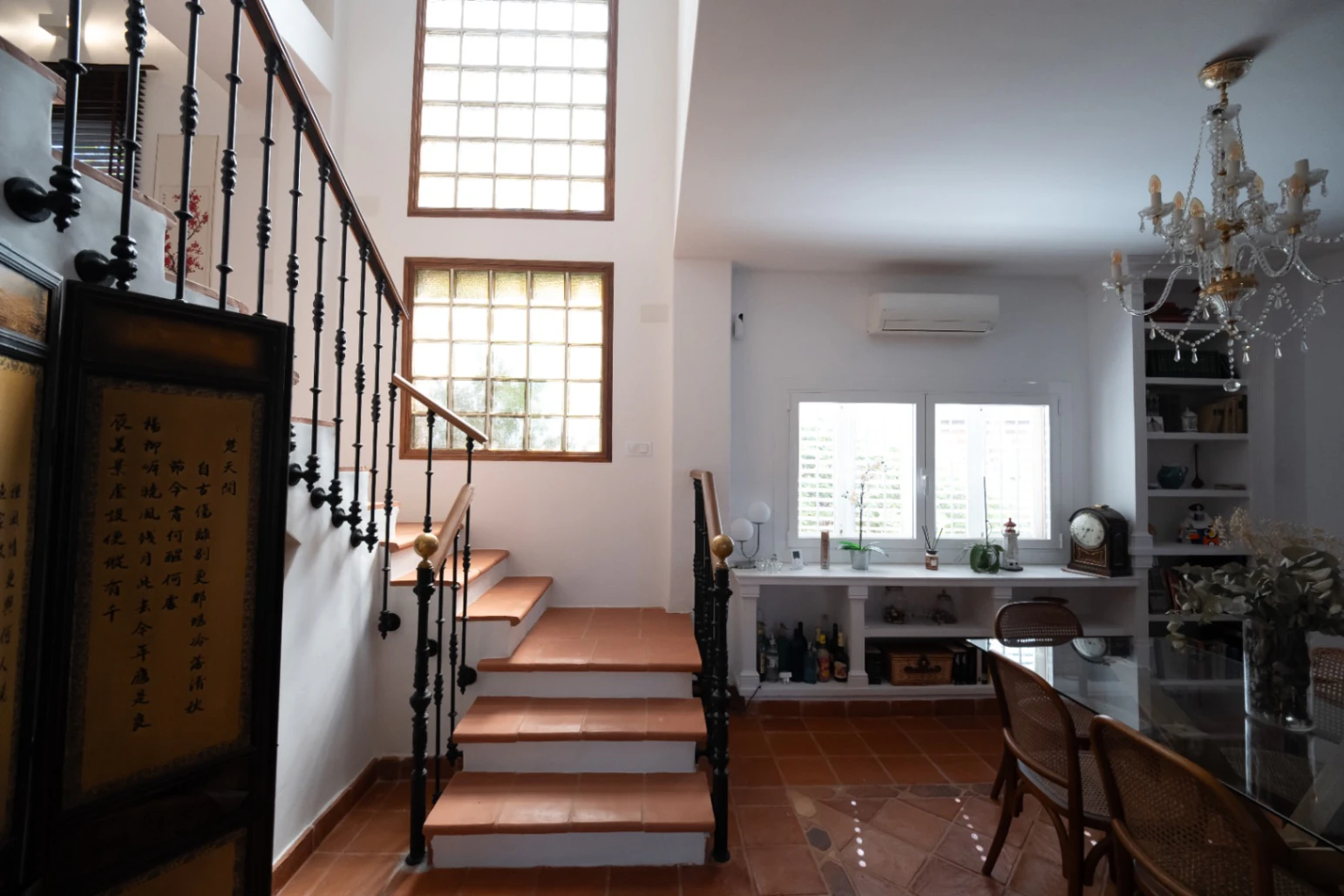 Chalet exclusivo con gran parcela y piscina junto a La Eliana, Valencia