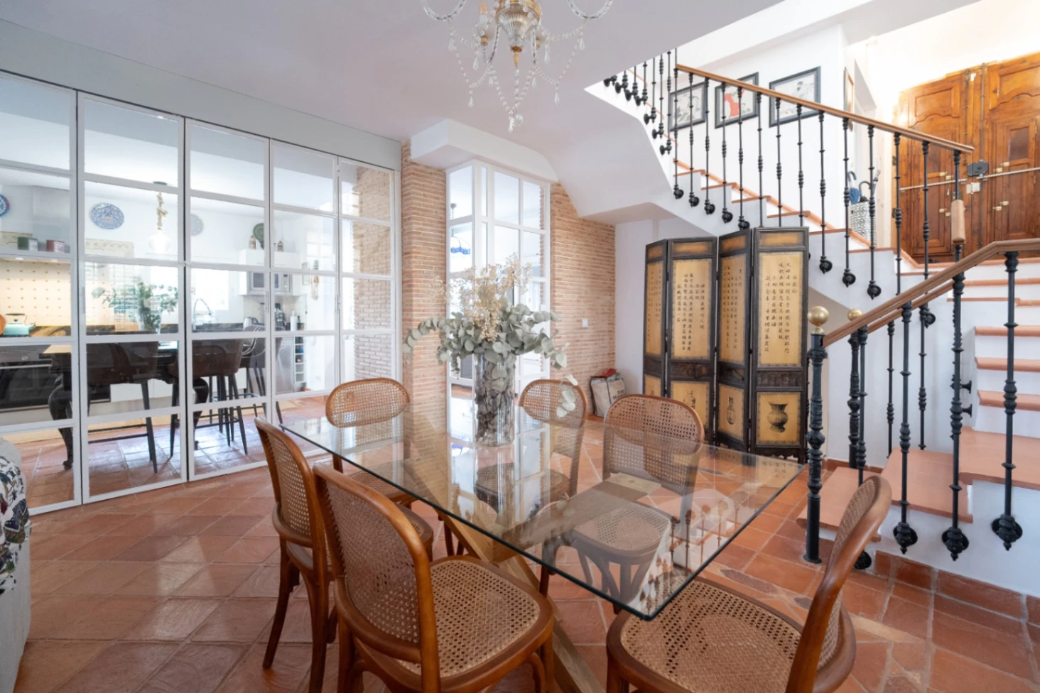 Chalet exclusivo con gran parcela y piscina junto a La Eliana, Valencia