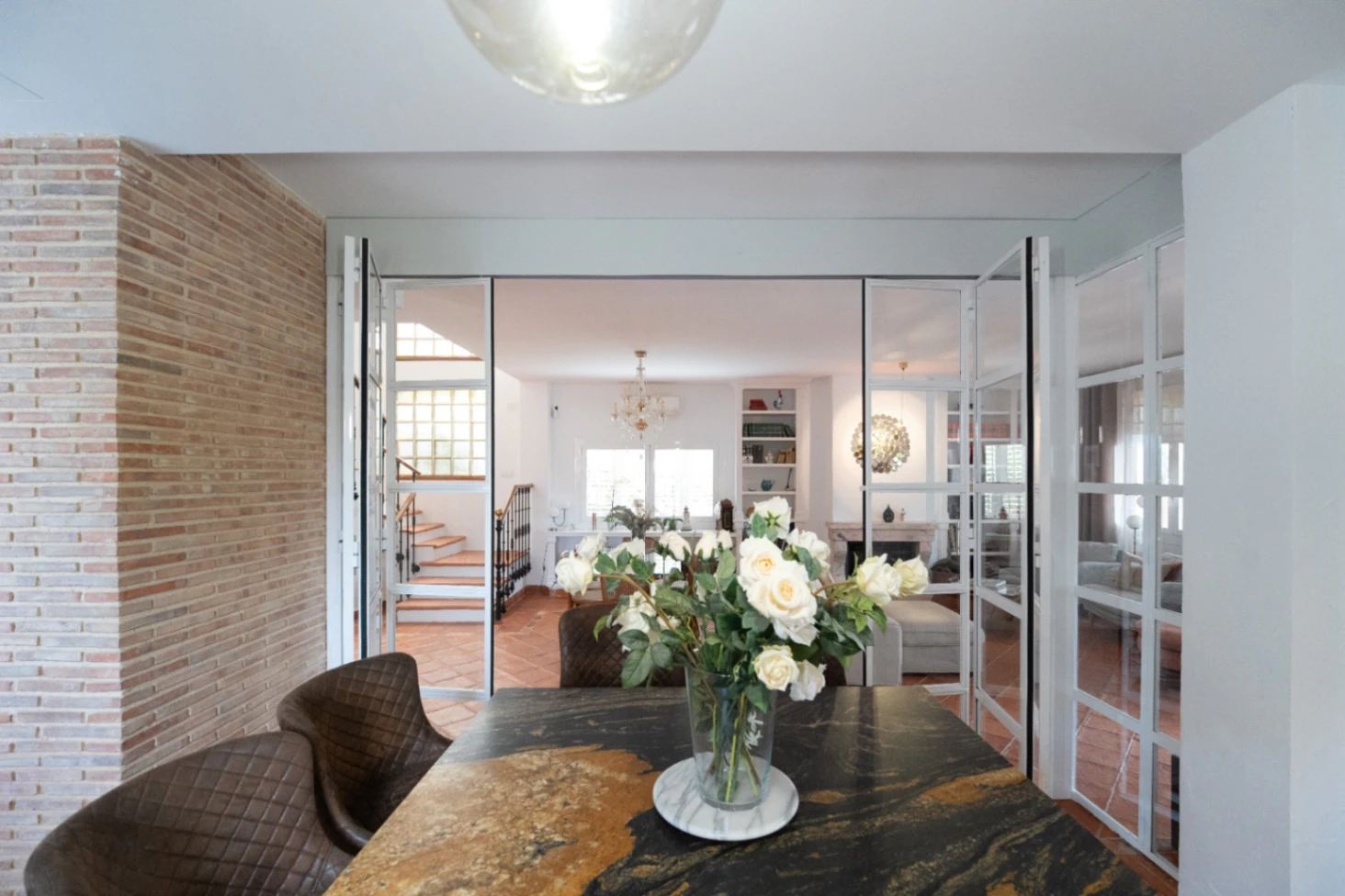 Chalet exclusivo con gran parcela y piscina junto a La Eliana, Valencia