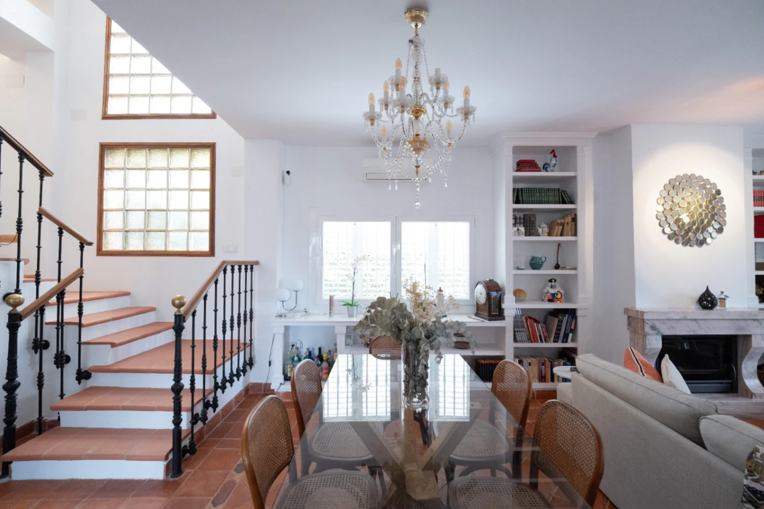 Chalet exclusivo con gran parcela y piscina junto a La Eliana, Valencia